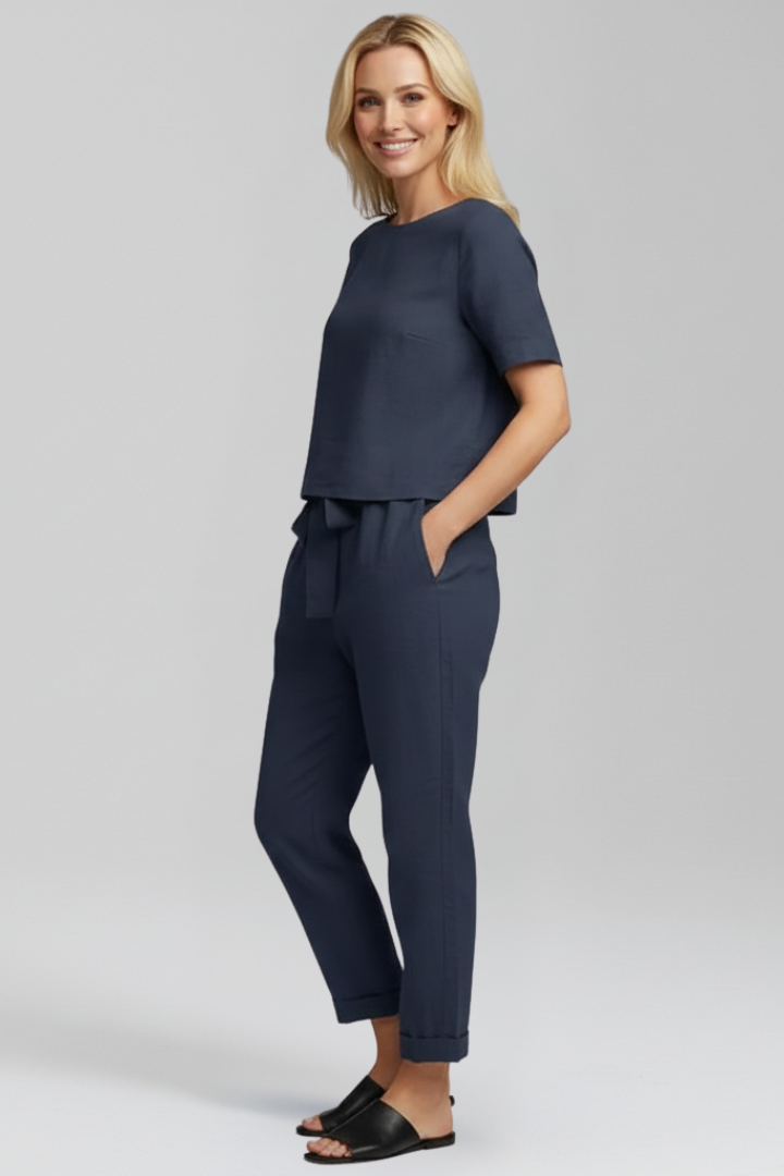 Damejumpsuit med Rund halsudskæring og Side Lommer