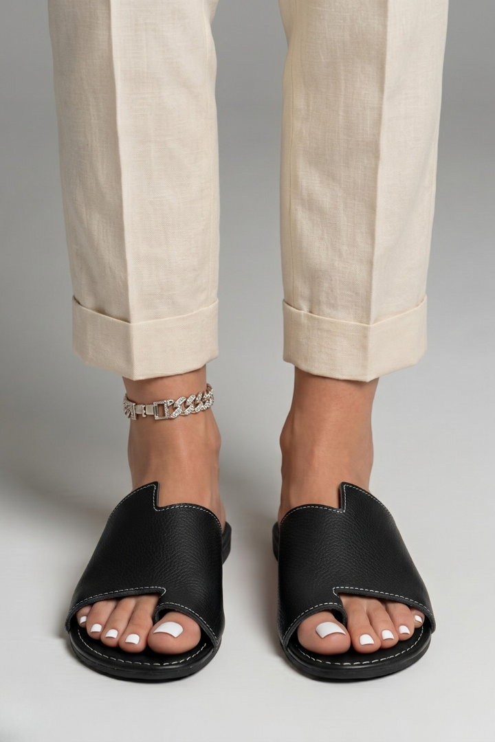 Dame lædersandaler med åben tå og slip-on