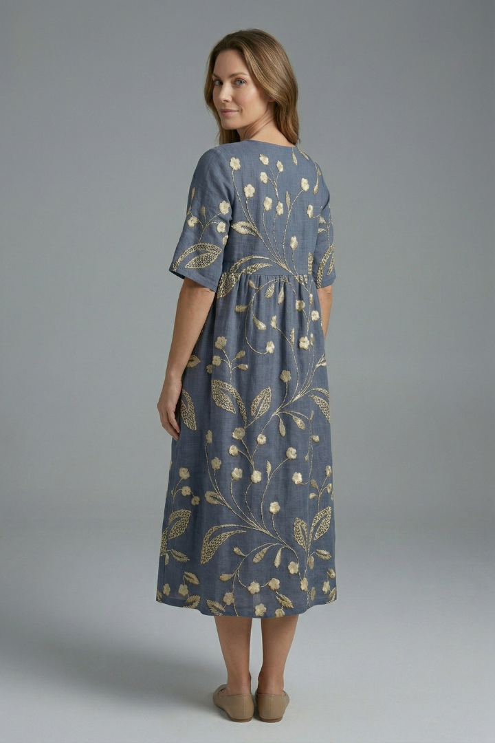 Women’s Midi Dress with Round Neck and Floral Print