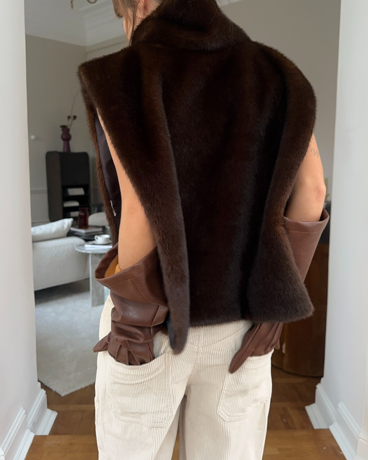 Lisbeth | Women's Faux-Fur Trim Cropped Knitted Vest for Cold Weather, image 4