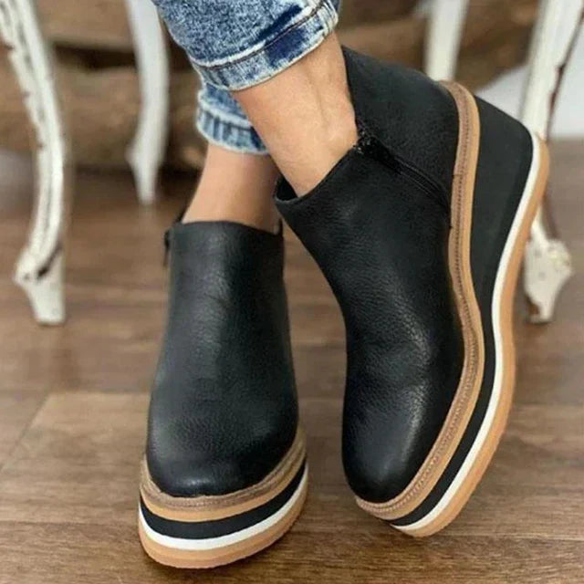 Riva | Women's Platform Slip-On Chelsea Boots