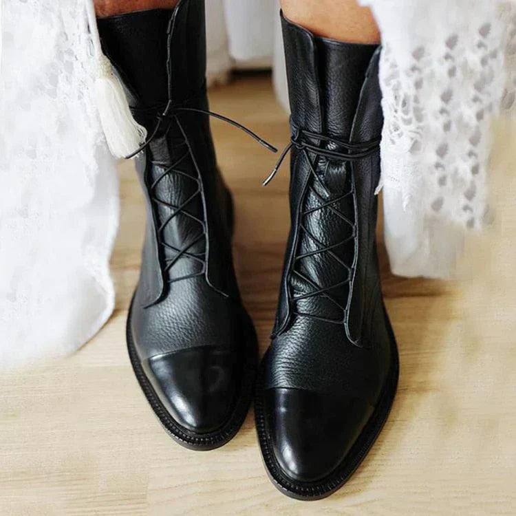 Tindra | Women's Lace-Up Pointed Toe Boots