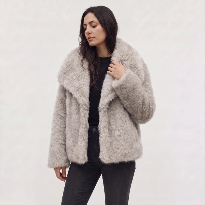 Nerine | Women's Oversized Faux Fur Coat for Cold Weather