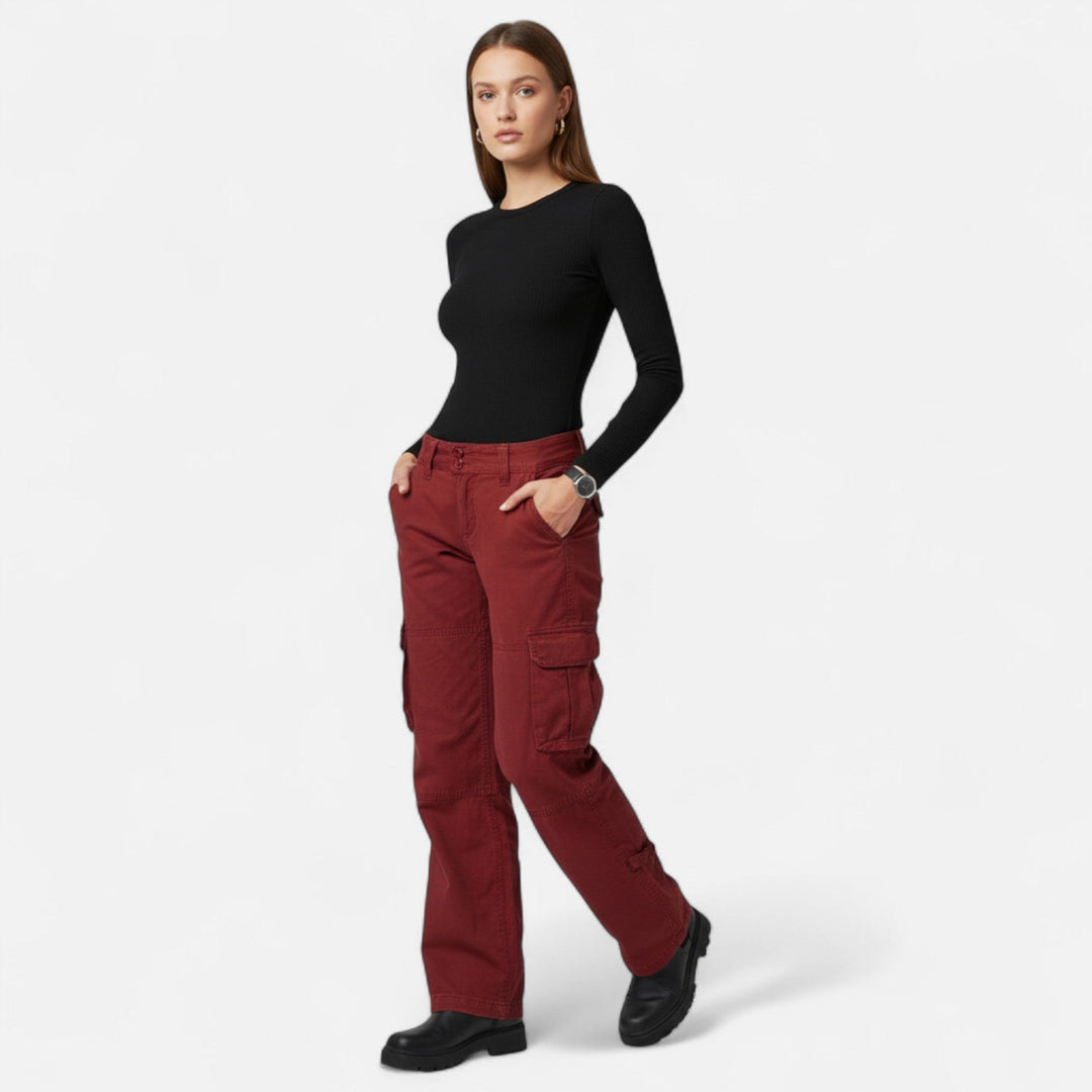 Isabella | Straight Leg Cargo Pants for Women - Lavinem