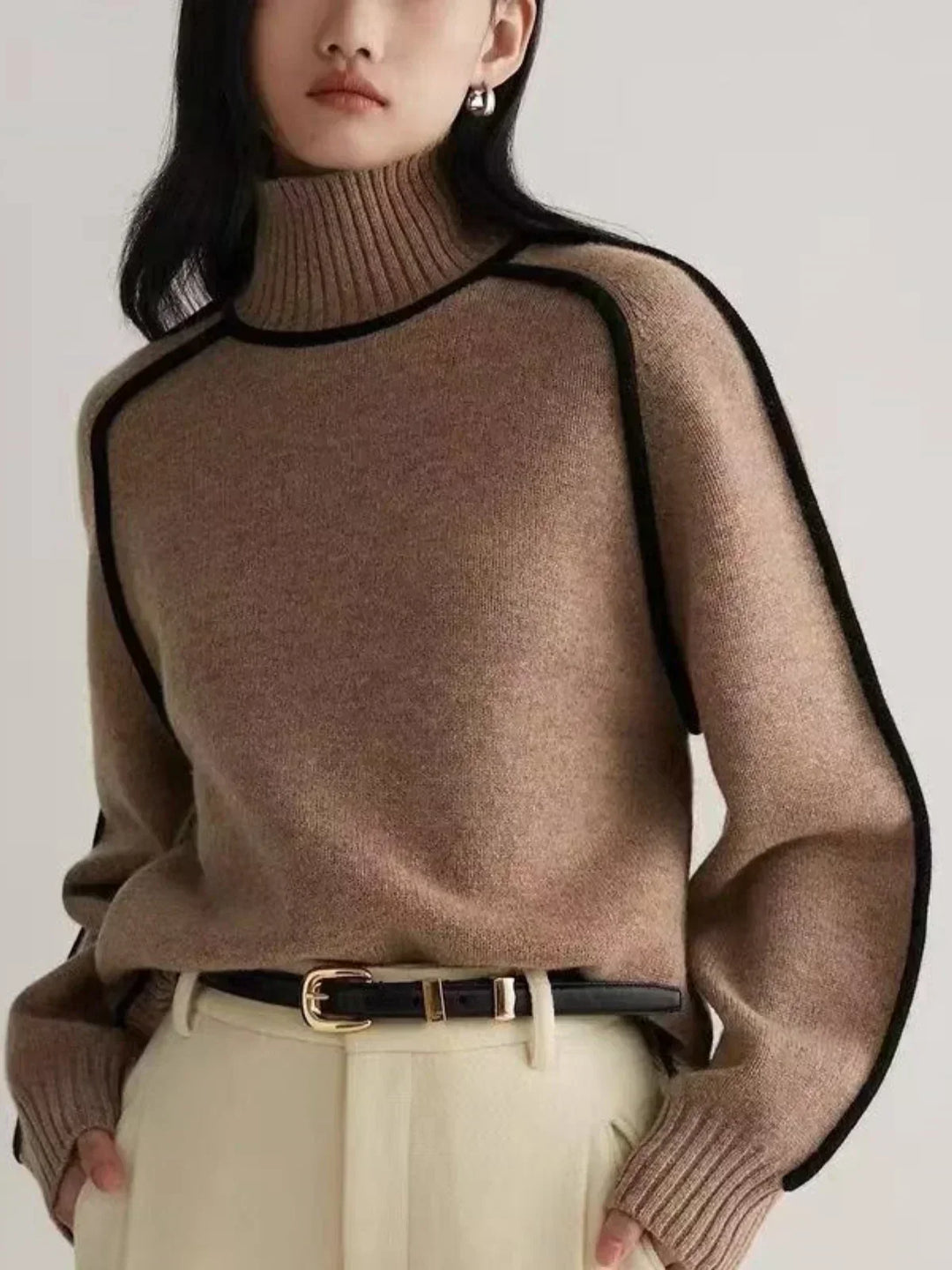 Genevieve | Women's Turtleneck Oversized Roll-Neck Jumper for Fall and Winter, image 4