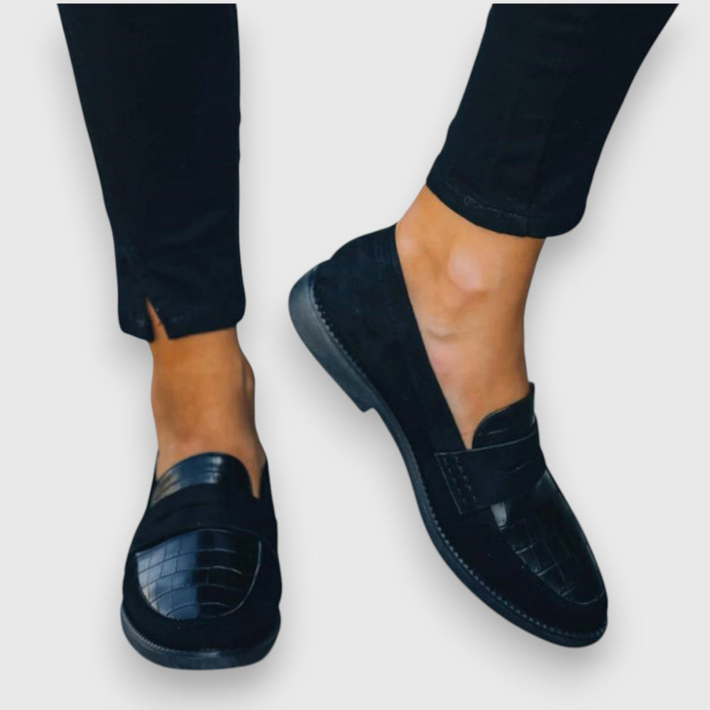 Women's Orthopedic Comfort Loafers for Everyday Wear in Black — view 2