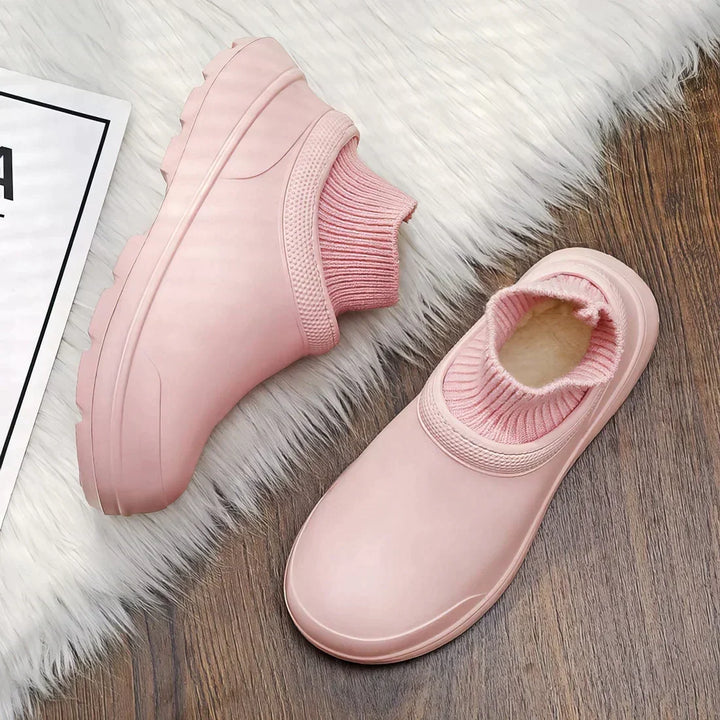 Rowan | Women's Fleece-Lined Slip-On Walking Shoes