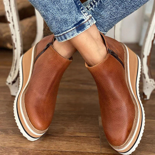 Riva | Women's Platform Slip-On Chelsea Boots