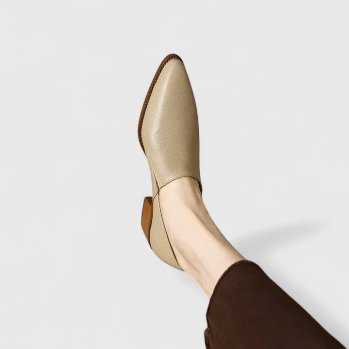 Elsabeth Orthopedic-Style Pointed Pumps with Low Block Heel - image 3