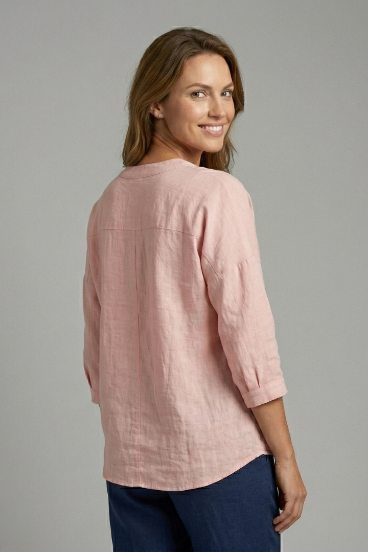 Dame Bluse med Rund hals og Knaplukning