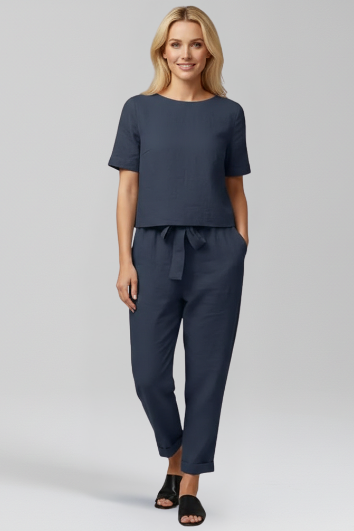 Damejumpsuit med Rund halsudskæring og Side Lommer