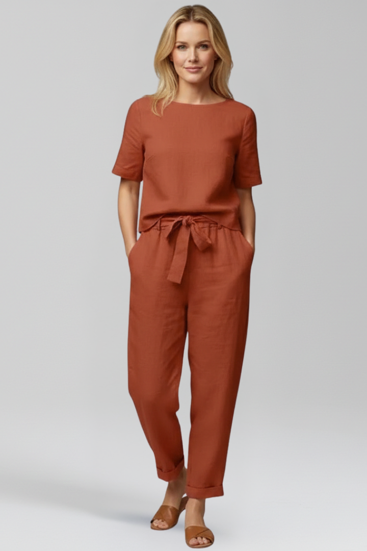 Damejumpsuit med Rund halsudskæring og Side Lommer