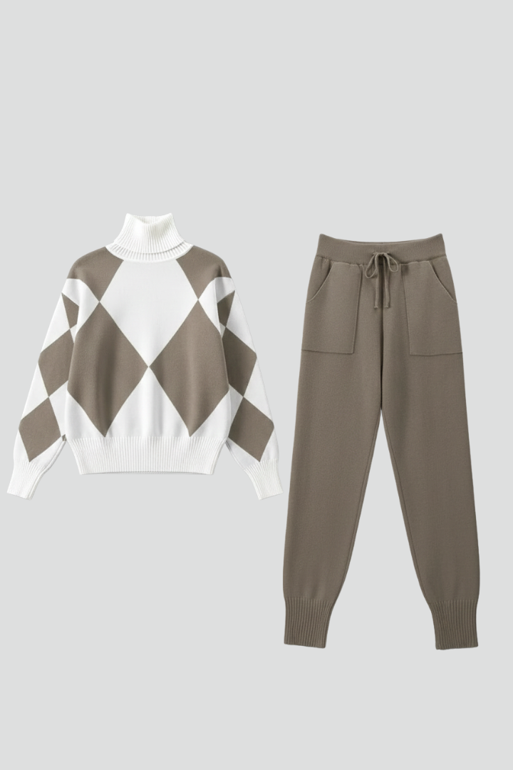 Dame strikkesæt med langærmet sweater og lige bukser