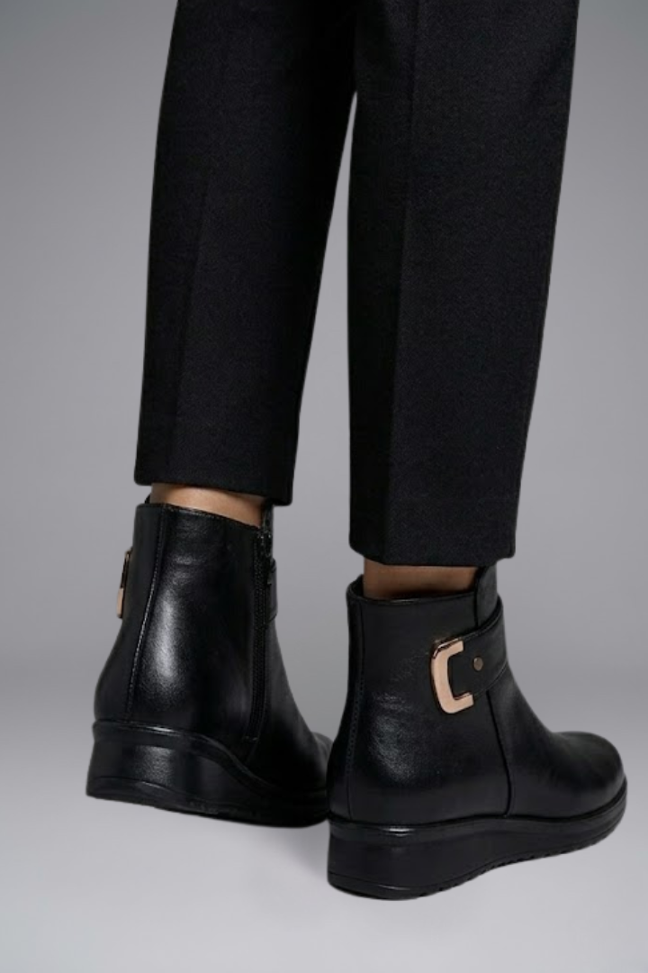 Siobhan | Women's Leather Boots with Orthopedic-Style Sole and Structured Upper
