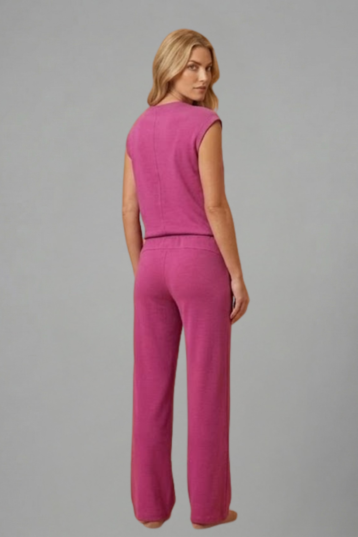 Dame loungewear sæt med elastik i taljen og korte ærmer