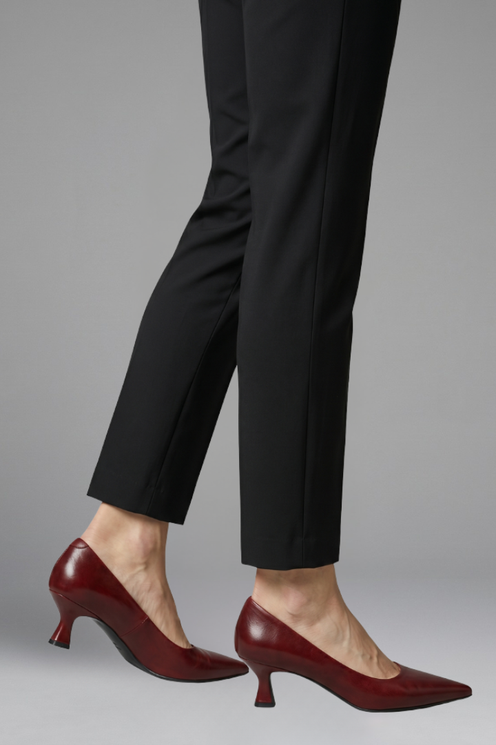 Vivienne | Women's Orthopedic-Style Pointed-Toe Court Heels image 4