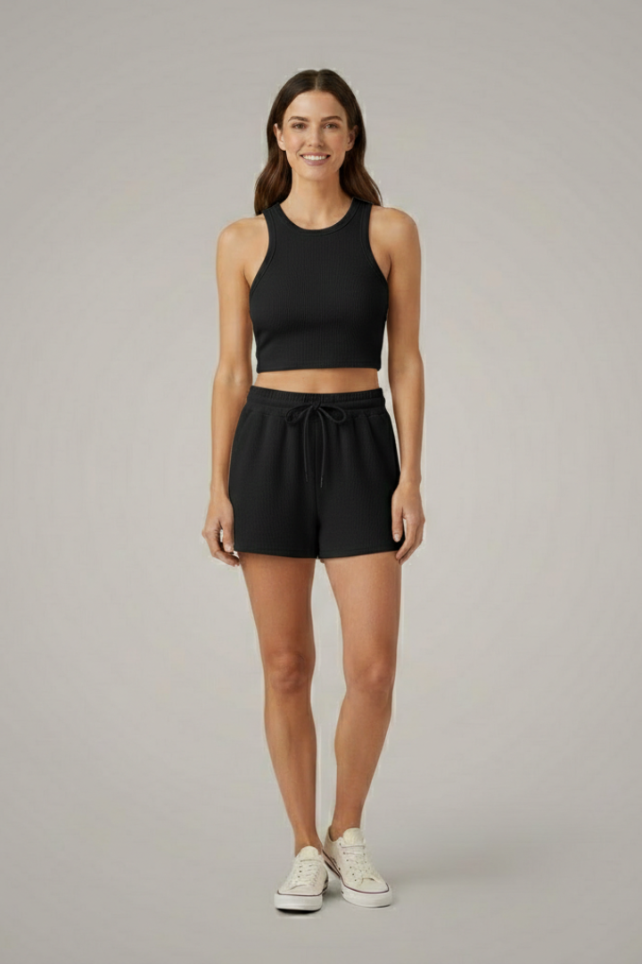 Dame todelt sæt med racerback top og shorts med snøre