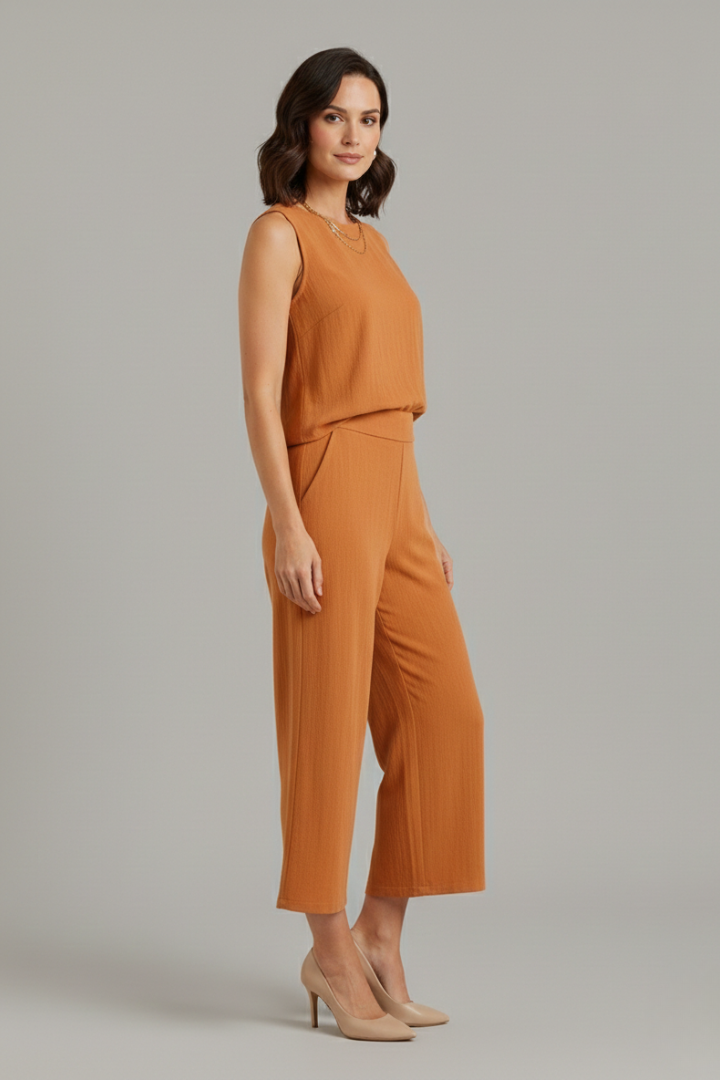 Drusa | Women’s Two-Piece Set with Sleeveless Top and Cropped Trousers