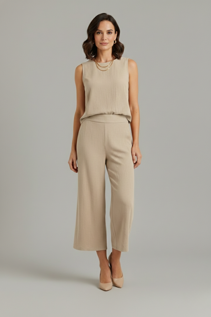 Drusa | Women’s Two-Piece Set with Sleeveless Top and Cropped Trousers
