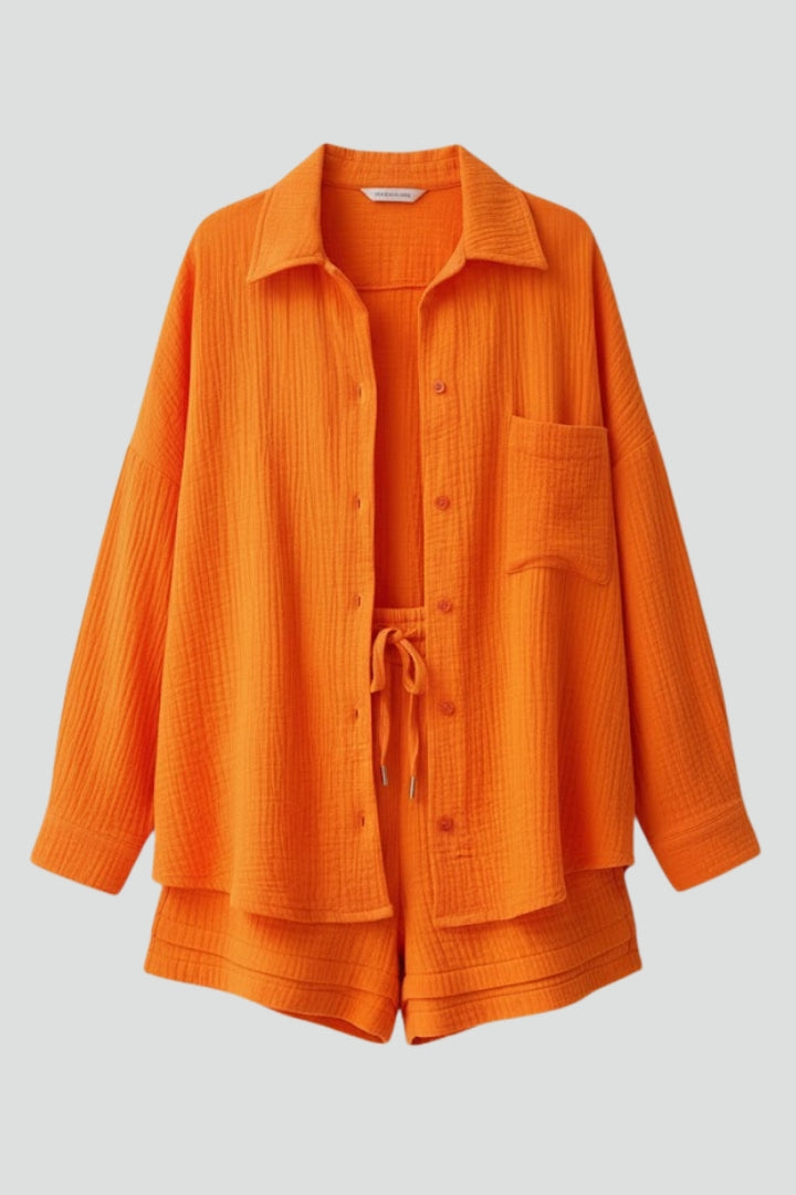 Dame todelt sæt med oversized bluse og muslin-shorts