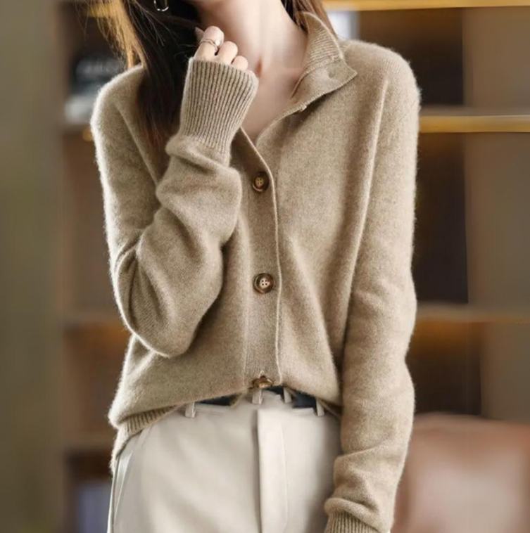 Madalena | Women's Button Front Cardigan