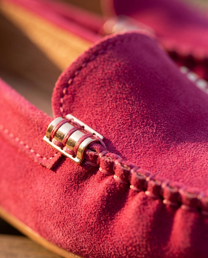 Coralie | Women's Orthopedic Comfort Slip-On Loafers for Commuting in Pink, close-up of the vamp ornament