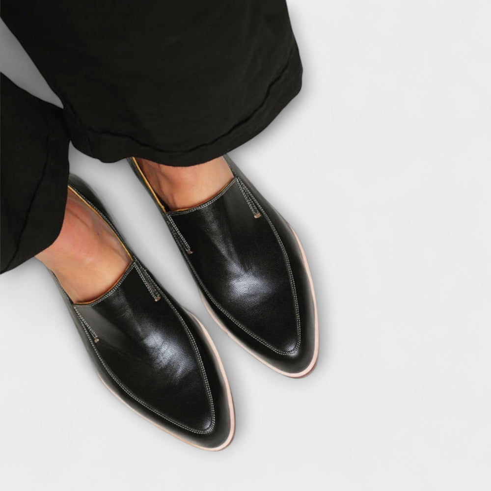 Women's Orthopedic Comfort Loafers for Commuting in Black — view 2