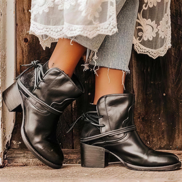 Wilhelmine lace-up boots in black