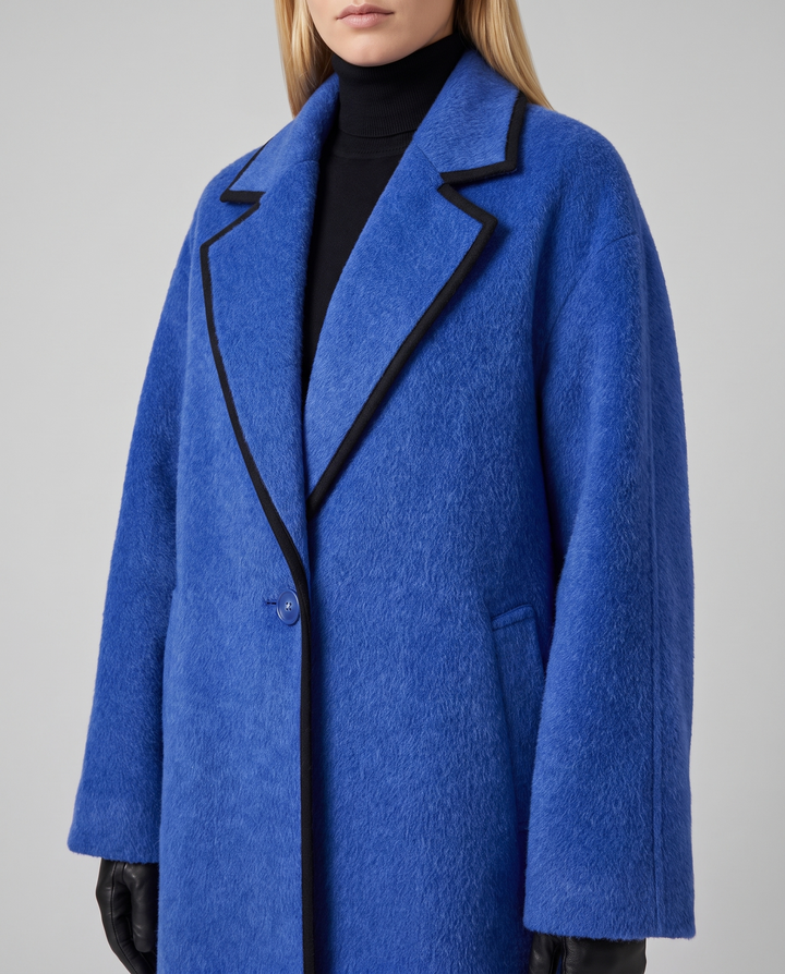 Frederique | Women's Oversized Wool Blazer - detail