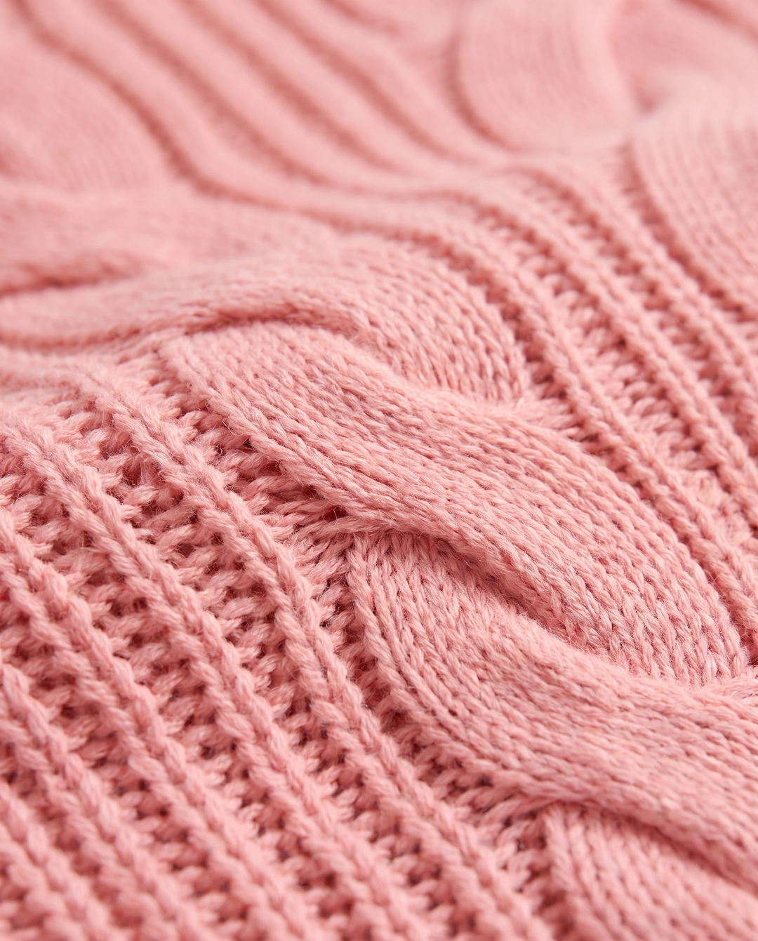 Elaina | Women’s Oversized Sweater with Long Sleeves and Ribbed Cuffs - fabric detail