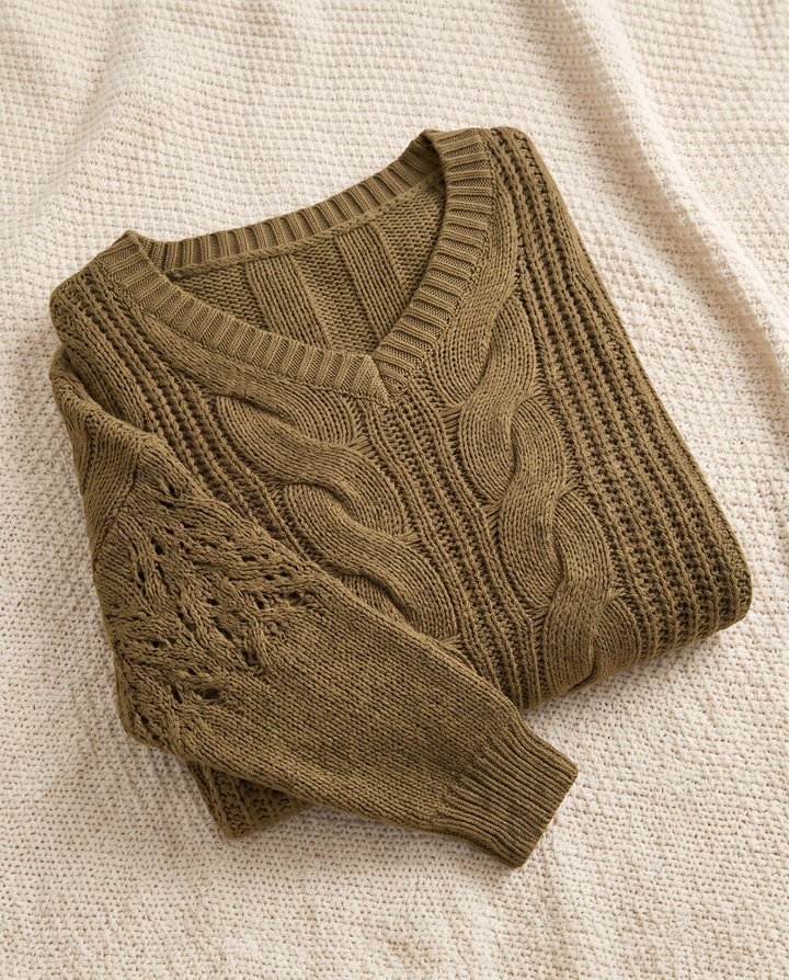 Elaina | Women’s Oversized Sweater with Long Sleeves and Ribbed Cuffs - Khaki