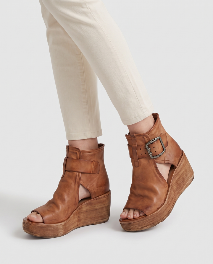 Thea | Women's Buckle Platform Boots for All-Day Wear