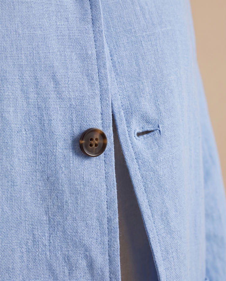 Blazer for women - Ulrica, fabric and button close-up