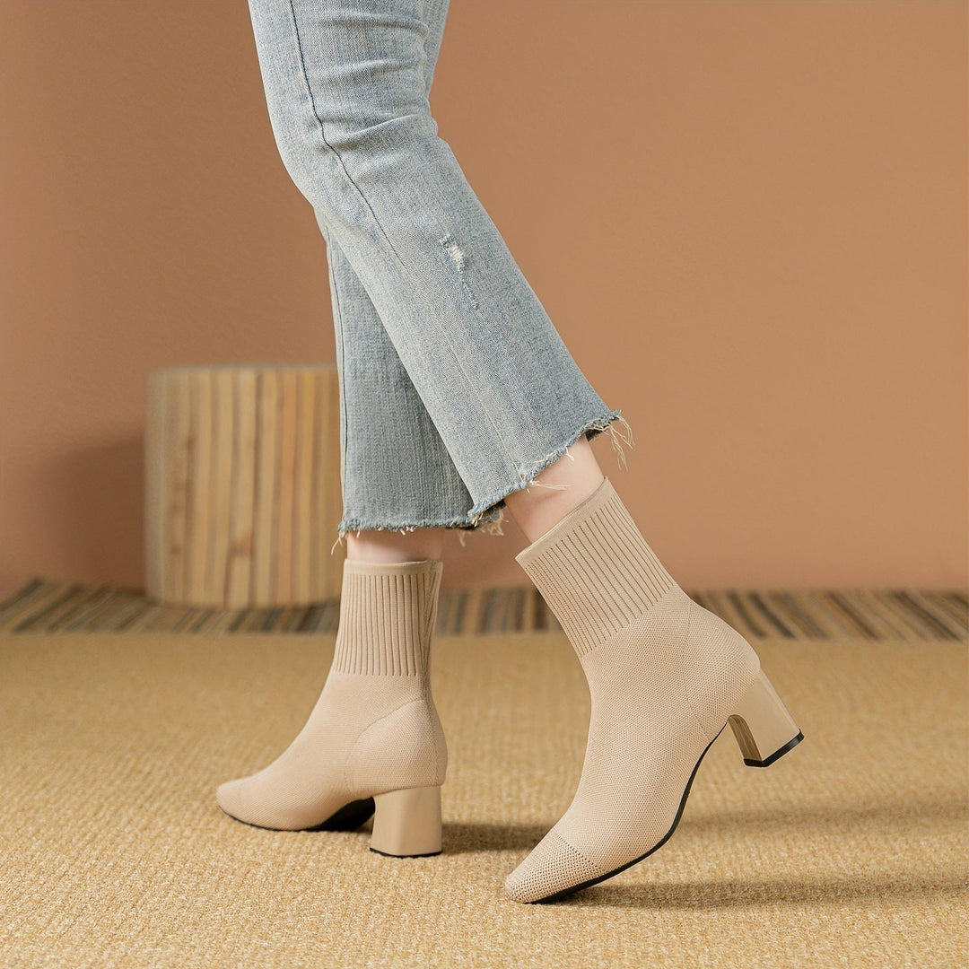Kishori | Women's Ribbed Knit Block Heel Ankle Boots