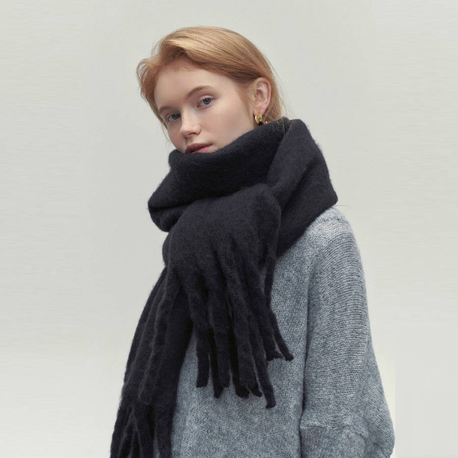 Women's Chunky Fringed Wool-Blend Scarf