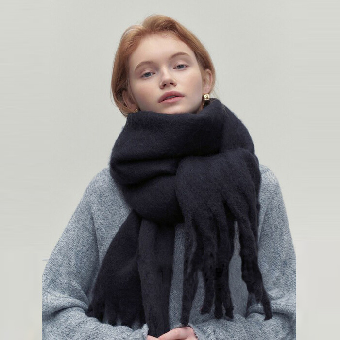 Women's Chunky Fringed Wool-Blend Scarf