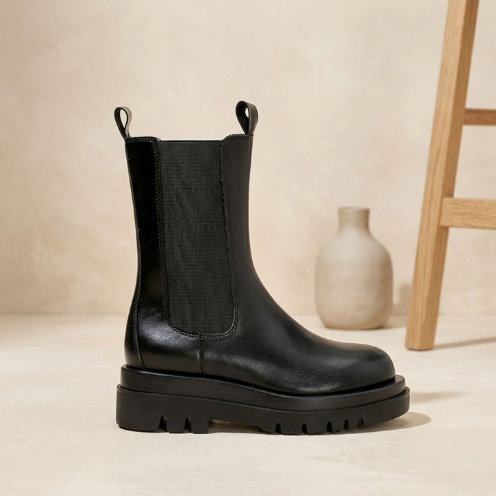 Women's Chunky Platform Chelsea Ankle Boots with Lug Sole