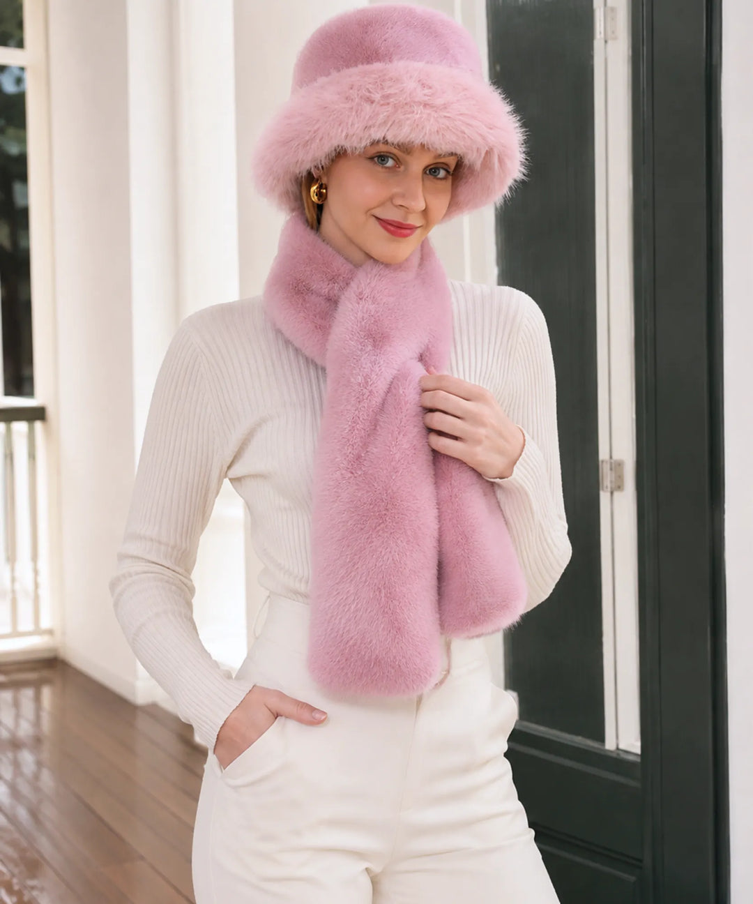 Women's Faux Fur Bucket Hat