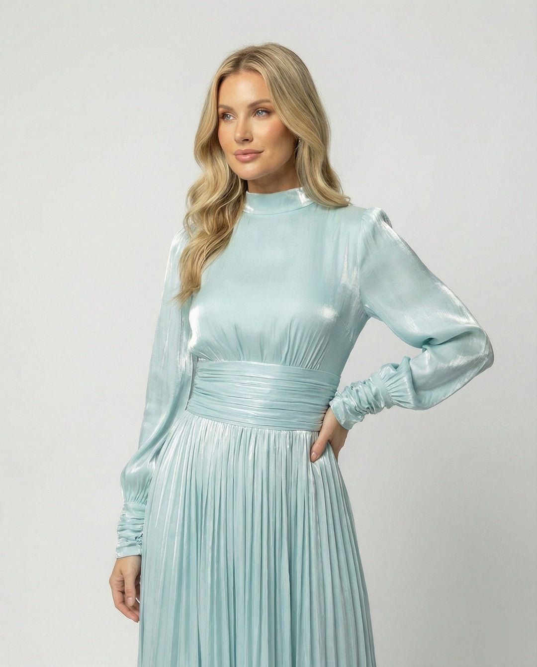 Women's Pleated High-Neck Long-Sleeve Maxi Dress
