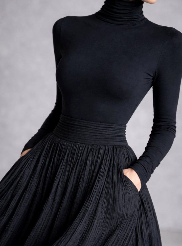 Women's Turtleneck Long-Sleeve Pleated Maxi Dress with Pockets