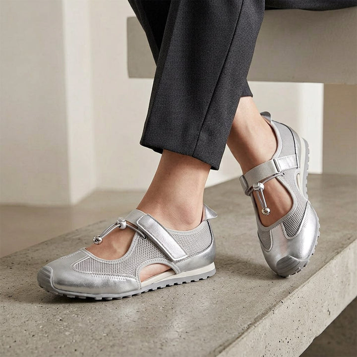 Vondra | Women's Cushioned Cut-Out Walking Shoes
