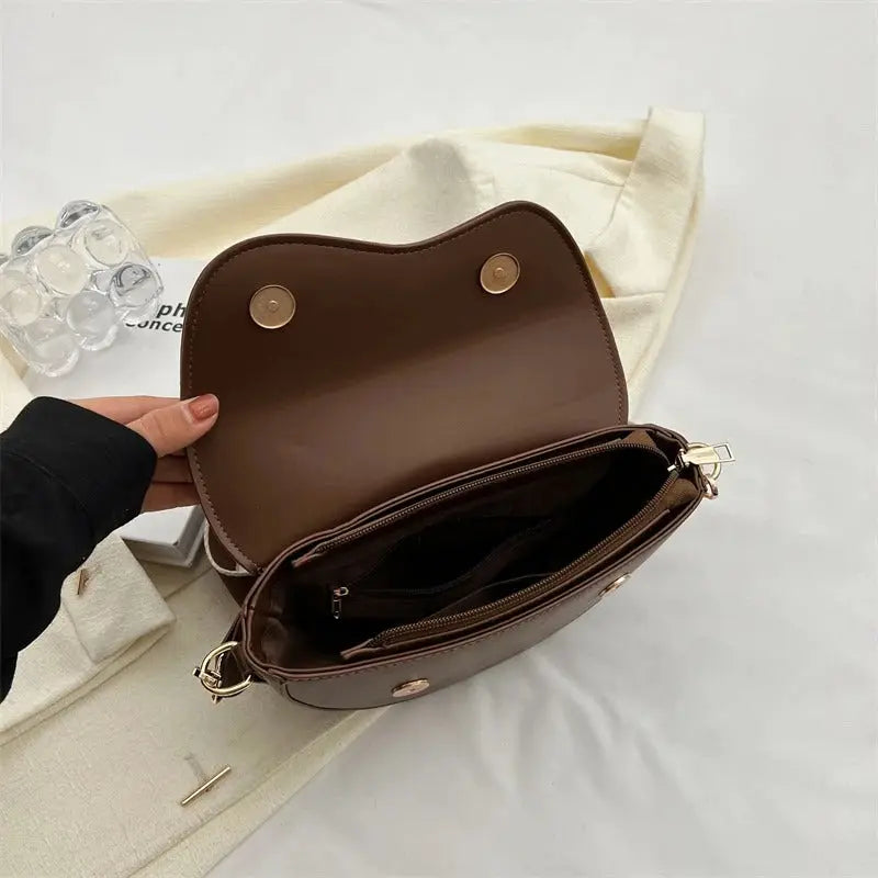 Lettice | Women's Half-Moon Saddle Crossbody Bag