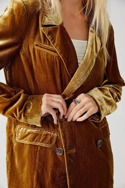 Dietlinde | Women's Relaxed Velvet Blazer with Long Sleeves