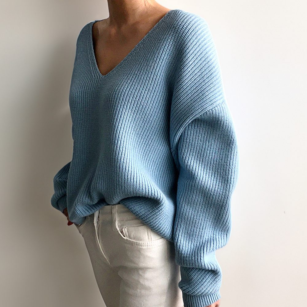 Maiken | Women's Ribbed Knit Sweater with V-Neck