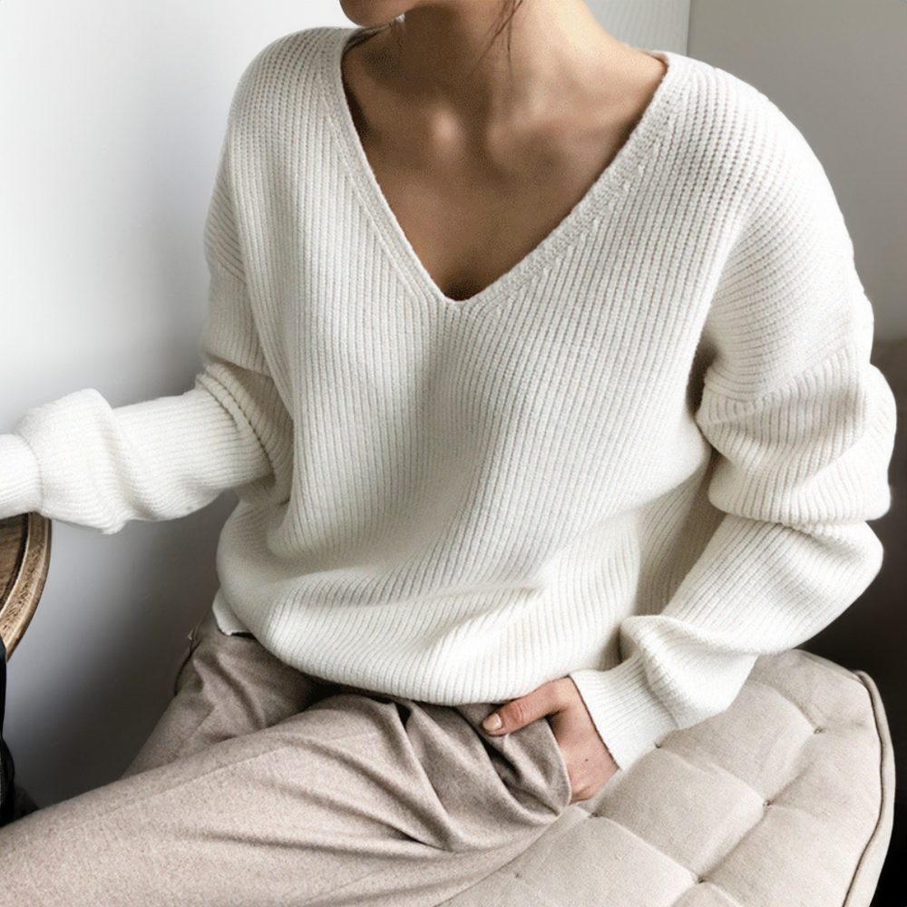 Maiken | Women's Ribbed Knit Sweater with V-Neck