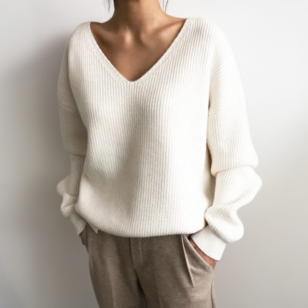 Maiken | Women's Ribbed Knit Sweater with V-Neck