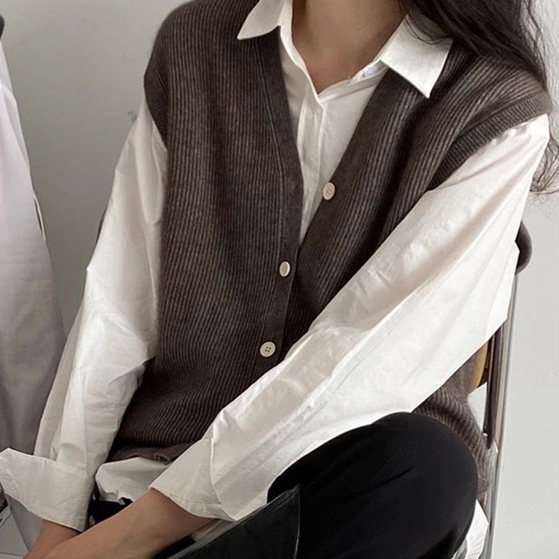 Kaatje | Women's Ribbed Knit Vest with Button-Down