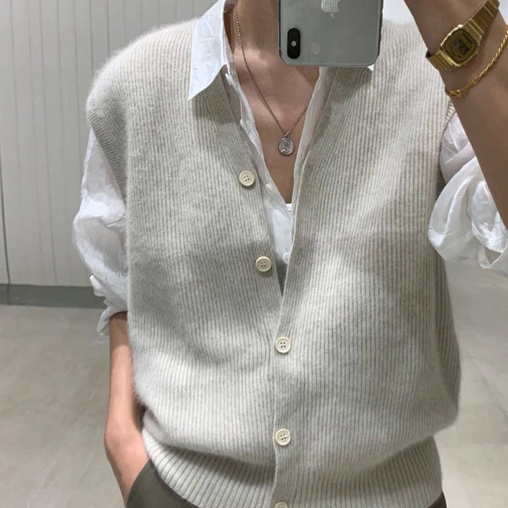 Kaatje | Women's Ribbed Knit Vest with Button-Down