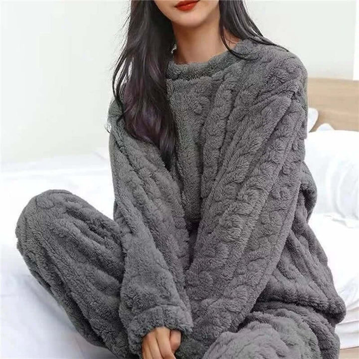 Mirte Textured Fleece Pajama Set - image 6