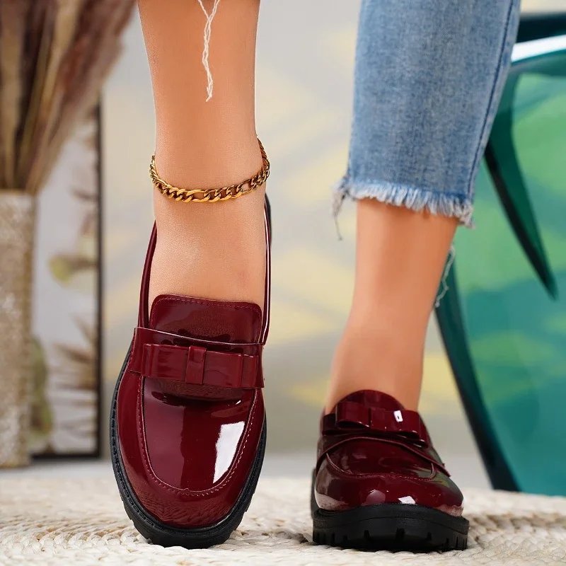 Mia | Women's Orthopedic-Style Patent Leather Loafers image 2